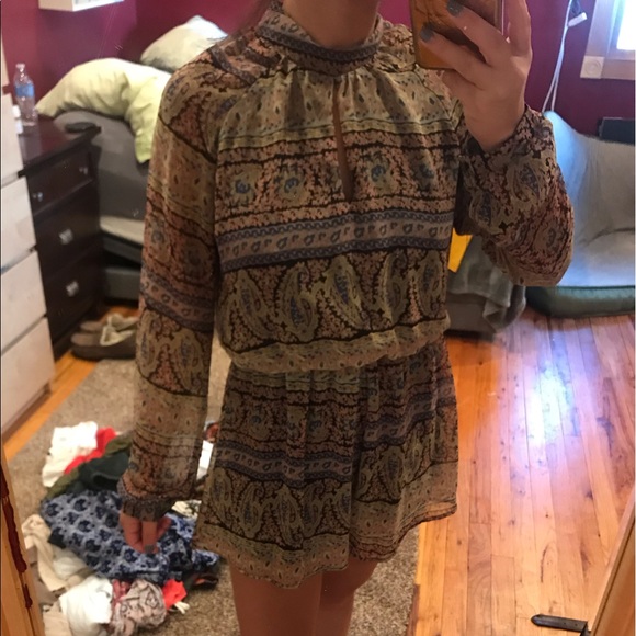 Mock neck romper - Picture 2 of 3